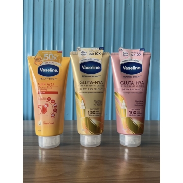 Dưỡng Thể Vaseline GLUTA - HYA Việt Nam (330ML)