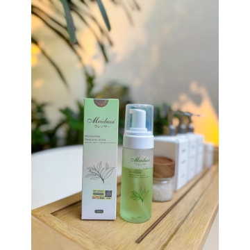 Sữa Rửa Mặt Trà Xanh Meiduzi Nhật (150ML)