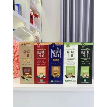 Dầu Gội Dược Liệu Nguyên Xuân 200ML -> 250ML