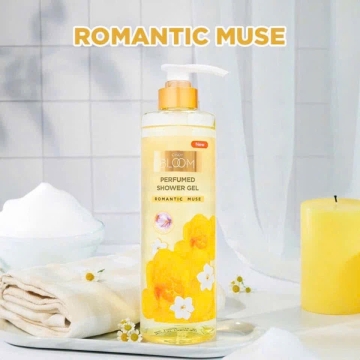 Sữa Tắm Thơm Nước Hoa CINDY BLOOM (640g)