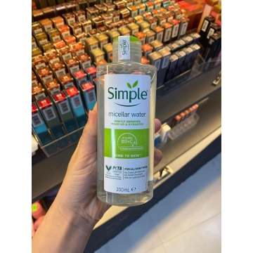 Nước Tẩy Trang Simple (200ML)