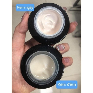 Kem Xóa Nám-Chống Nhăn Da Sâm Đen Ngày/Đêm DAKAMI (33g)
