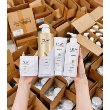Sữa Dưỡng Thể Trắng Da OLAY (90ML)