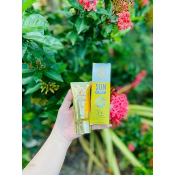 Kem Chống Nắng Huỳnh Đỗ Cosmetics (70g)