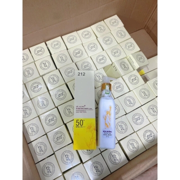 Dưỡng Thể Trắng Da Sắc Hương kèm Nước Hoa (250ML) 