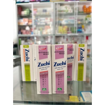 Xịt Khử Mùi Mồ Hôi Zuchi Thảo Dược (20ML)
