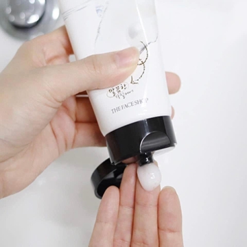 Tẩy Tế Bào Ngọc Trai Smart  Peeling THE FACE SHOP (120ML)