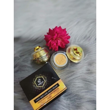 Kem Chuyên Mụn Huỳnh Đỗ (15g)